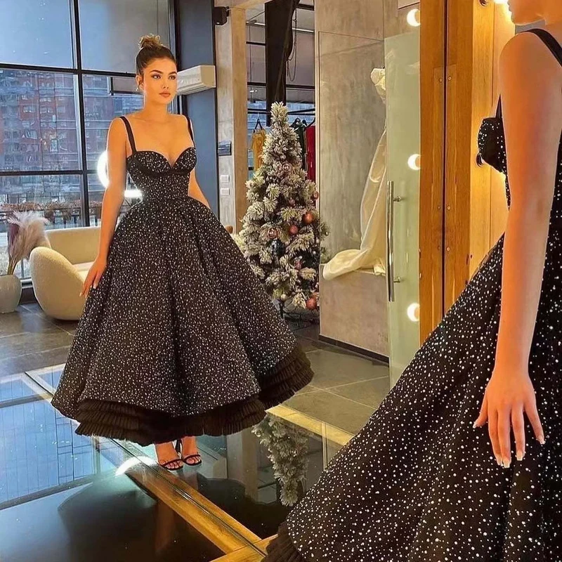 Robe de bal scintillante à décolleté en cœur avec bretelles en dentelle perlée et tulle