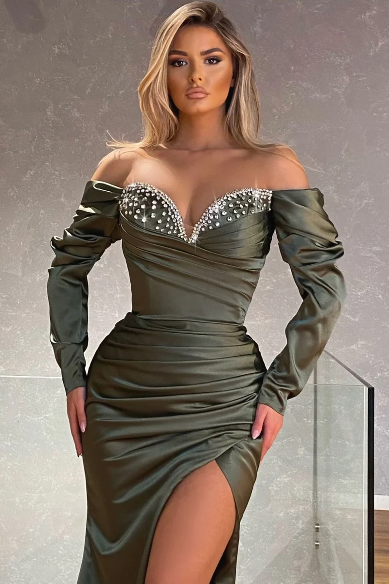 Robe de bal sirène élégante à manches longues et décolleté en cœur avec perles et fente haute