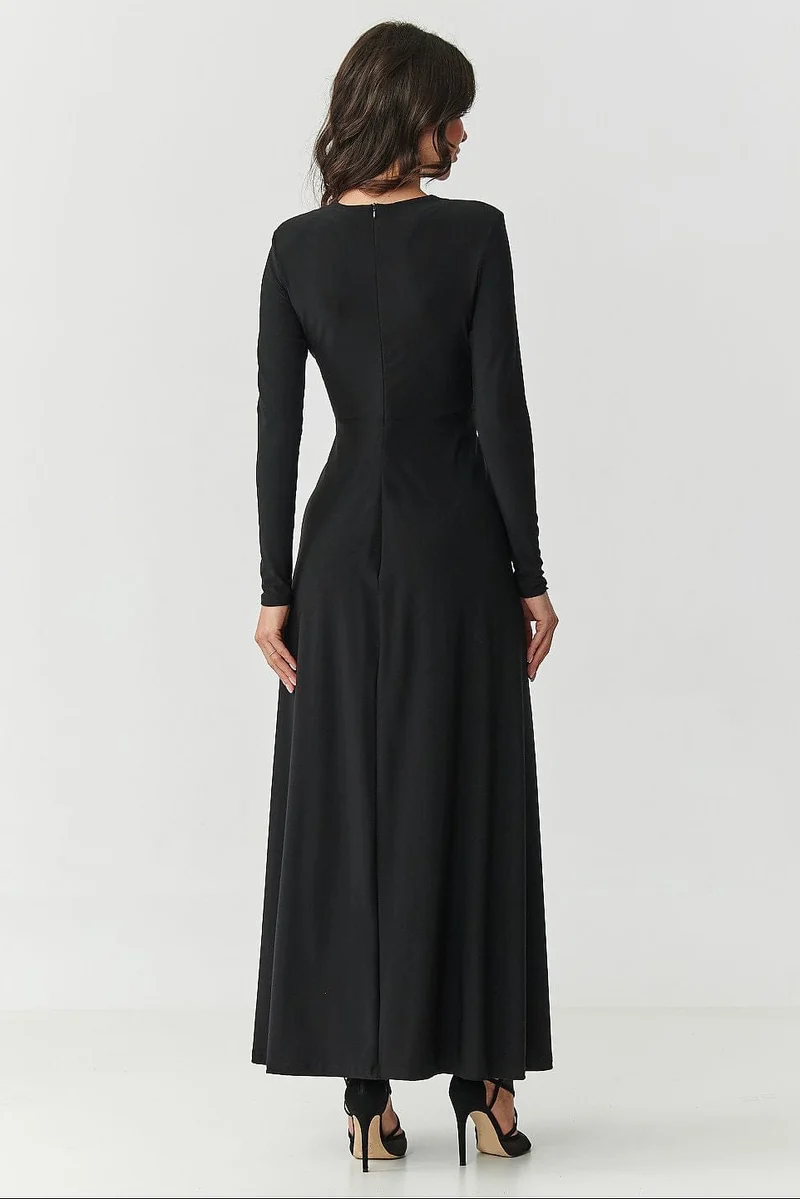 Robe de soirée longue noire décolleté tombant
