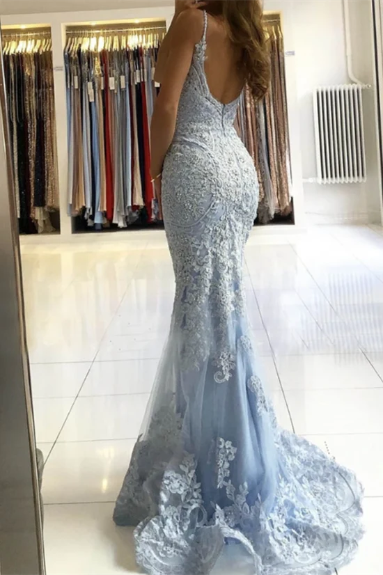 Robe de soirée sirène élégante bleu ciel à bretelles spaghetti et appliqués en dentelle complexes