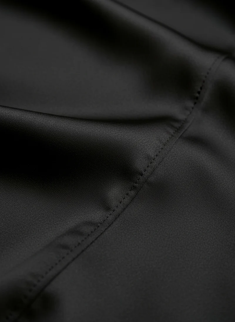 Robe Droite Élégante Col V