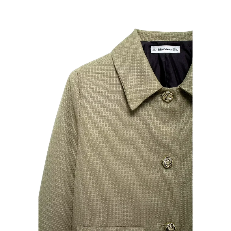 Blazer Court Beige Femme à Boutons Dorés, Élégance Mi-Saison