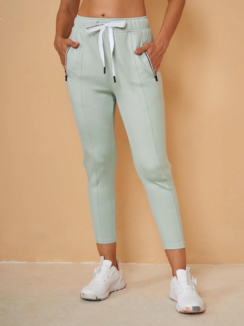 Pantalon Capri en Sweat avec Cordon de Serrage – Coupe Décontractée