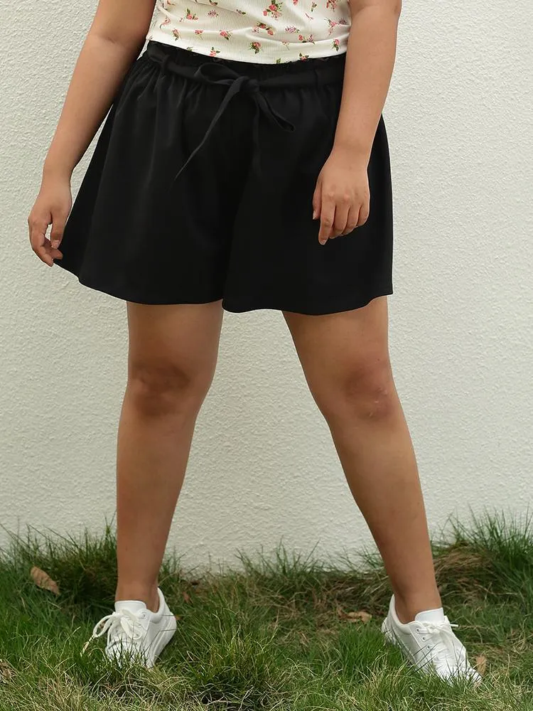 Solid Elastic Belt Shorts