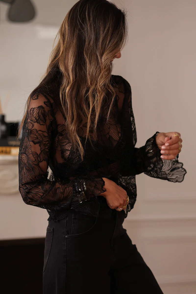Blouse Justina noire dentelle