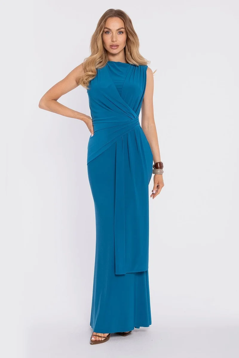 Robe bleue longue moulante sans manches