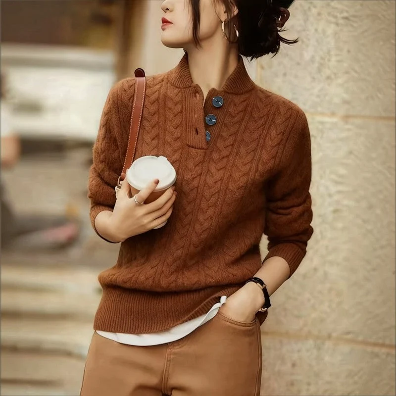 Pull femme à col montant