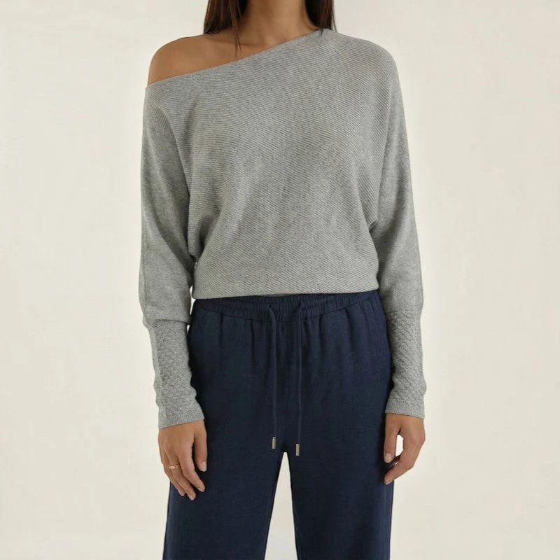 Pull Femme à Scollo Asymétrique