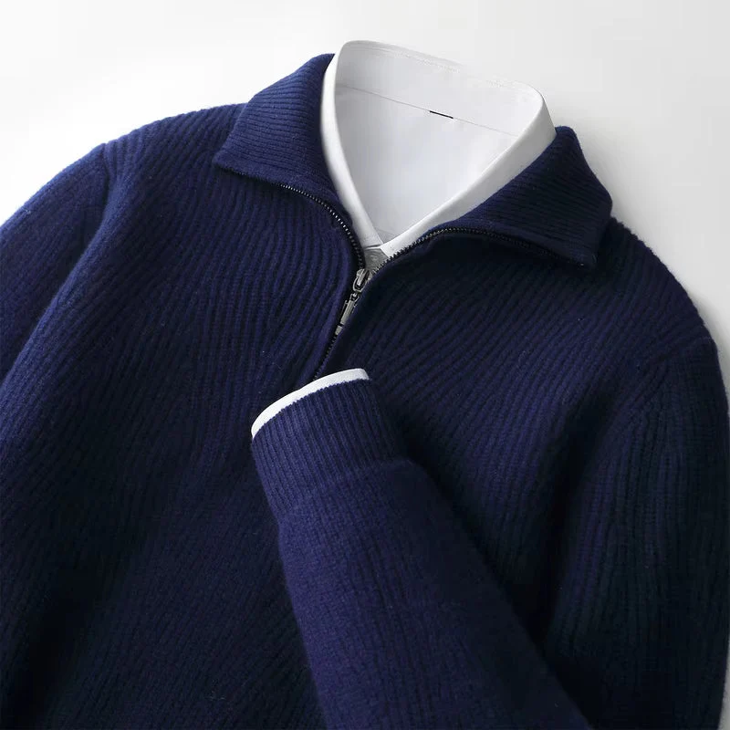 Pull Homme à Col Zippé et Trame Aérée