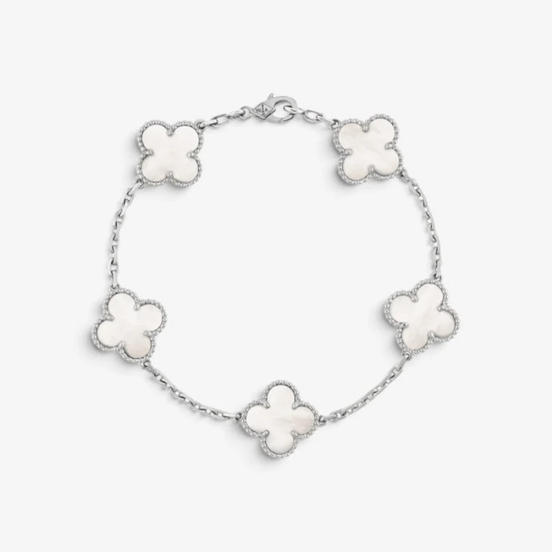 Bracelet Élégant Trèfle en Or pour Femmes
