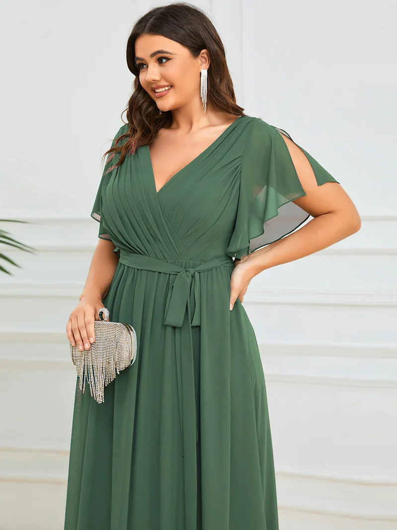pretty LEORA|Robe de demoiselle d'honneur en mousseline de soie longue de grande taille à encolureen V Maxi