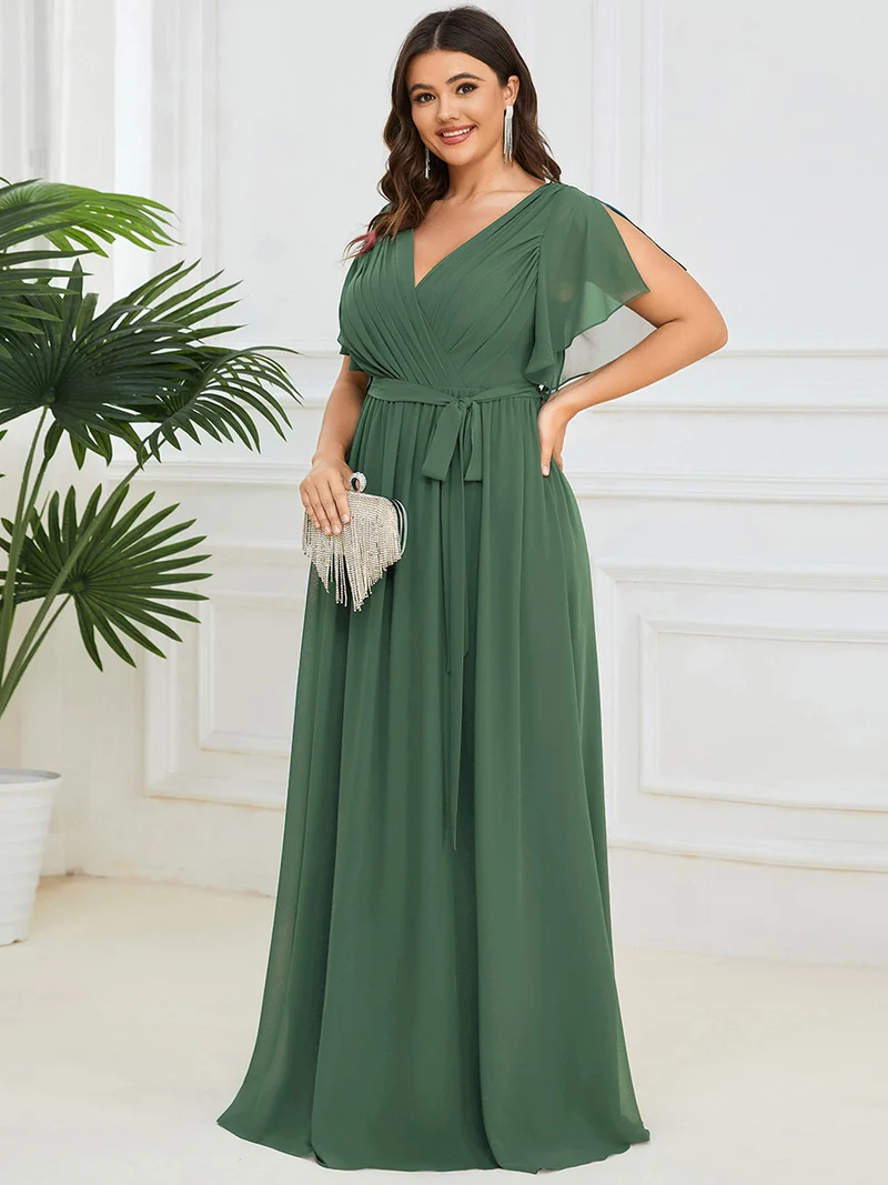 pretty LEORA|Robe de demoiselle d'honneur en mousseline de soie longue de grande taille à encolureen V Maxi
