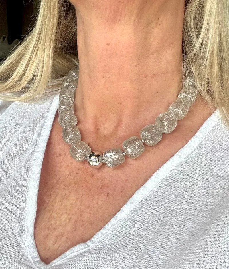 Collier Milan pailleté argenté