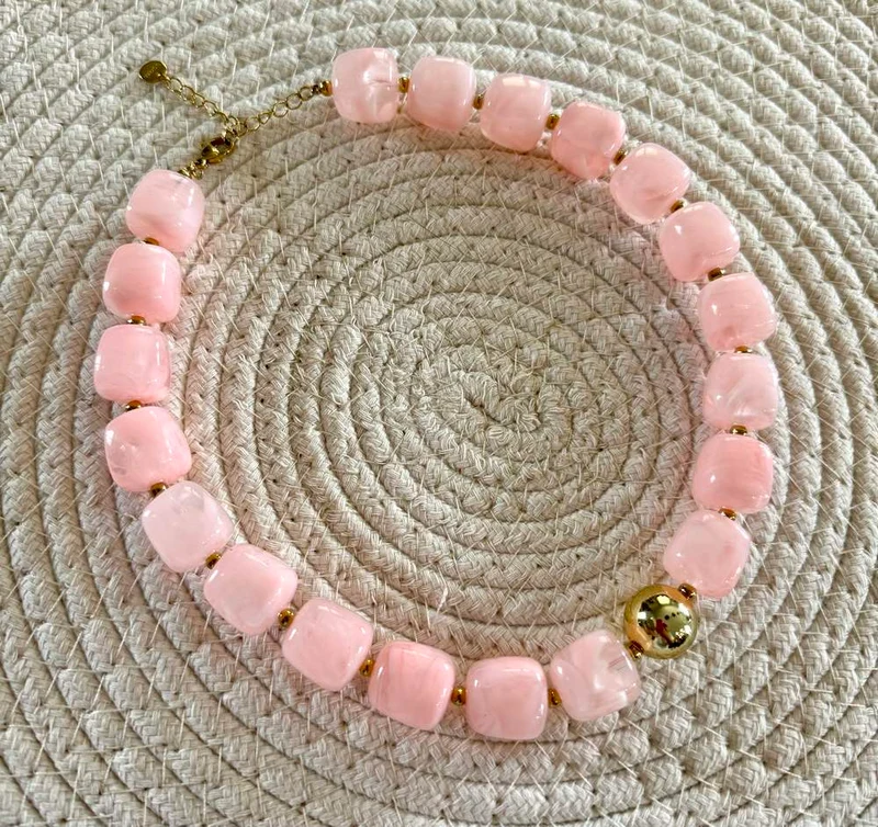 Collier Milan rose pâle