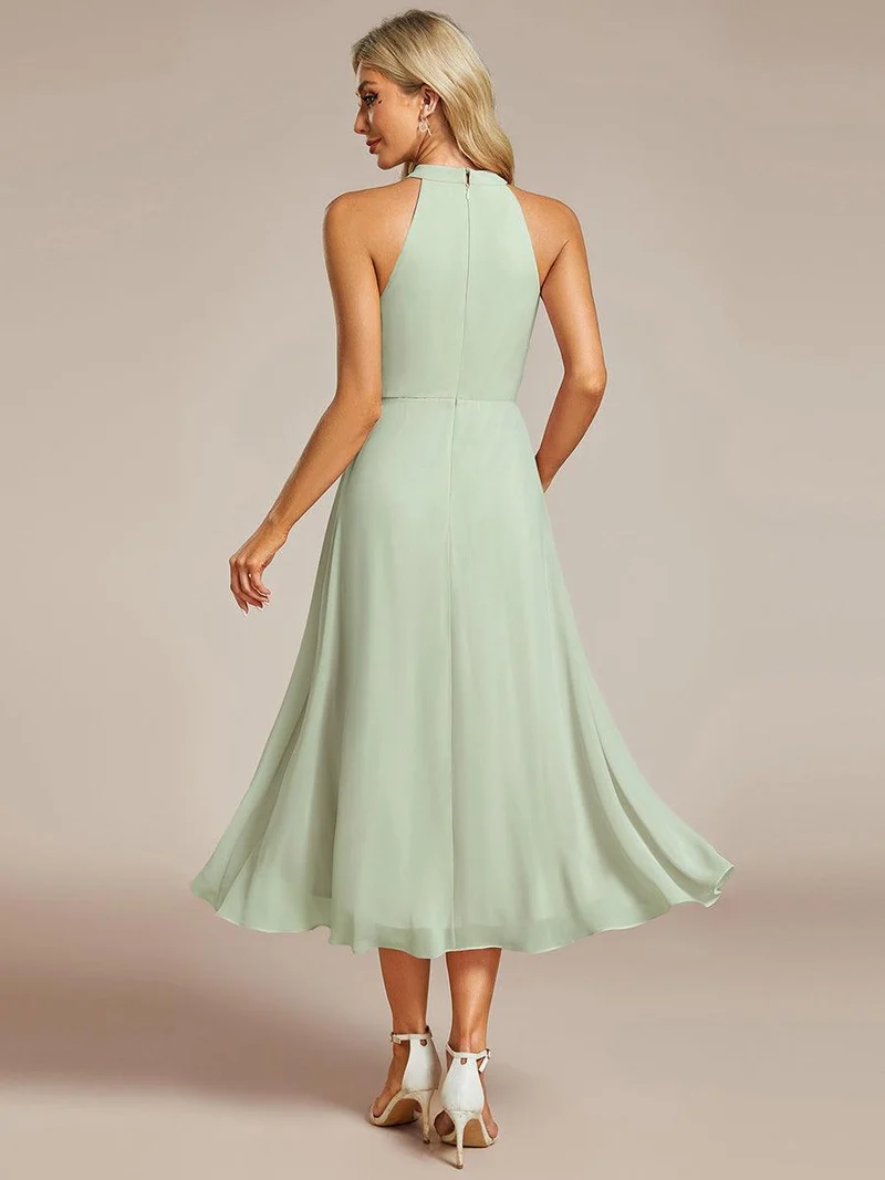 pretty POSIE|Grande Taille Robe d'invité de mariage mi-longue sans manches et col licou en mousseline de soie