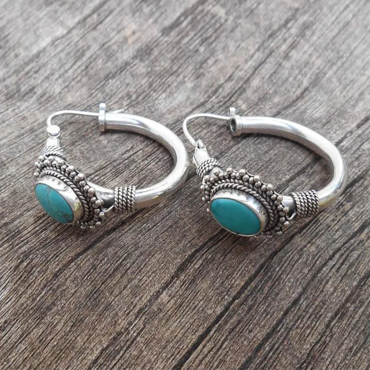 Boucles d'oreilles élégantes en argent sterling avec turquoise