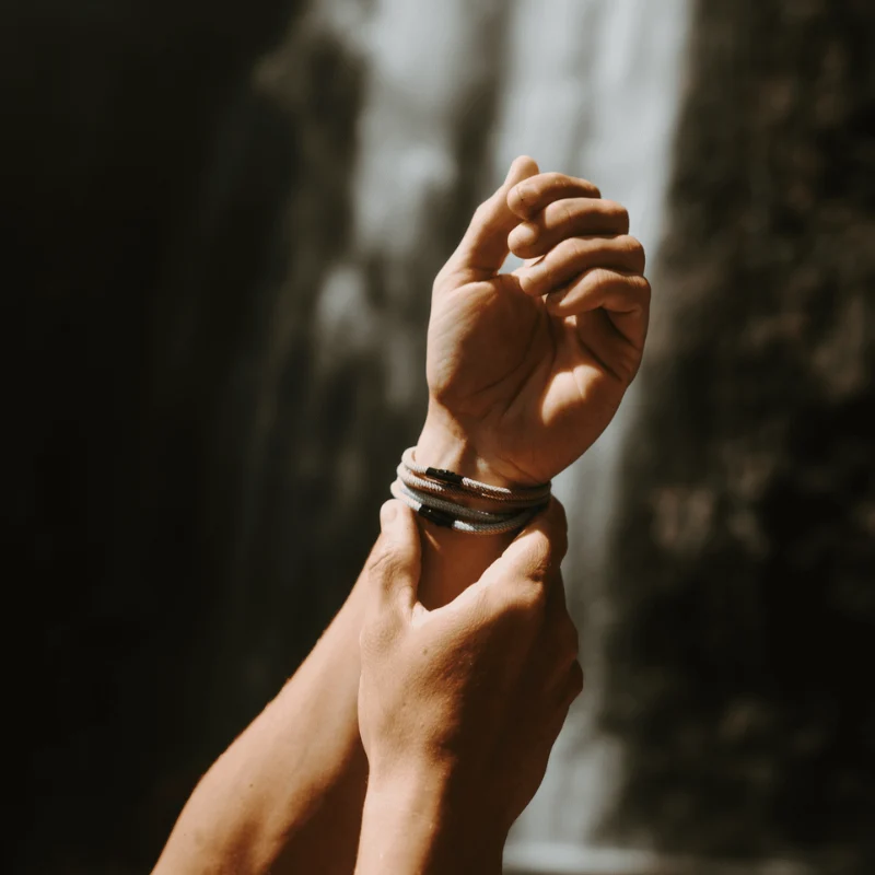 Bracelet homme en Design ajustable