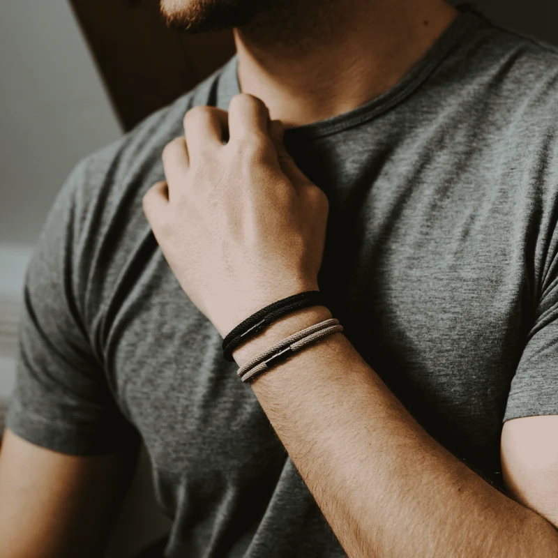 Bracelet homme en Design ajustable