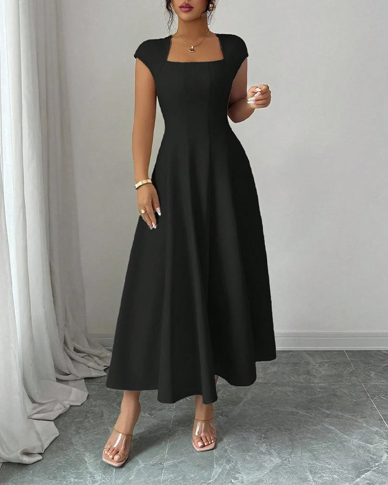 Robe Col Carré Manches Courtes