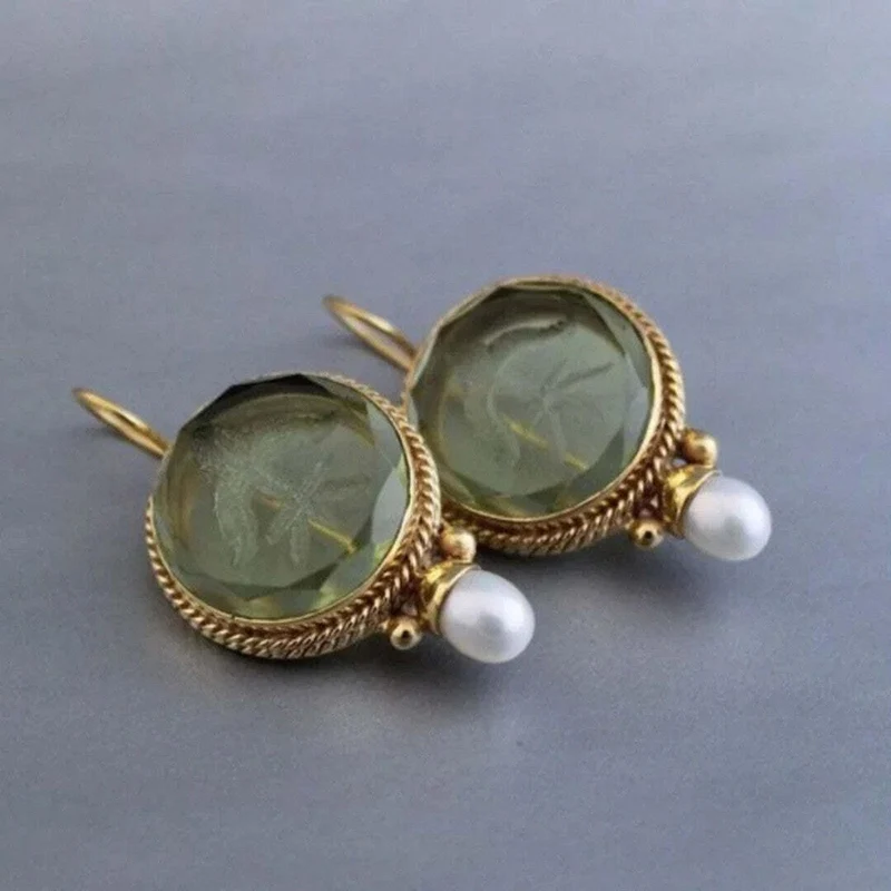 Boucles d'Oreilles en Pierre de Jade Ancien avec Perle