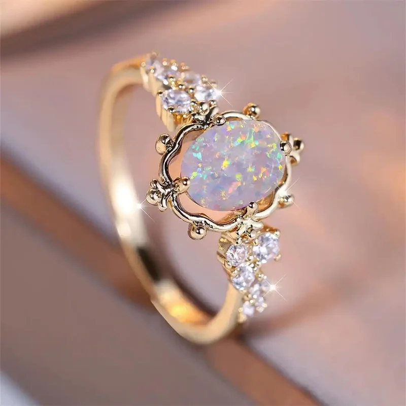 Bague Fleur de Pierre Opale Blanche Ovale