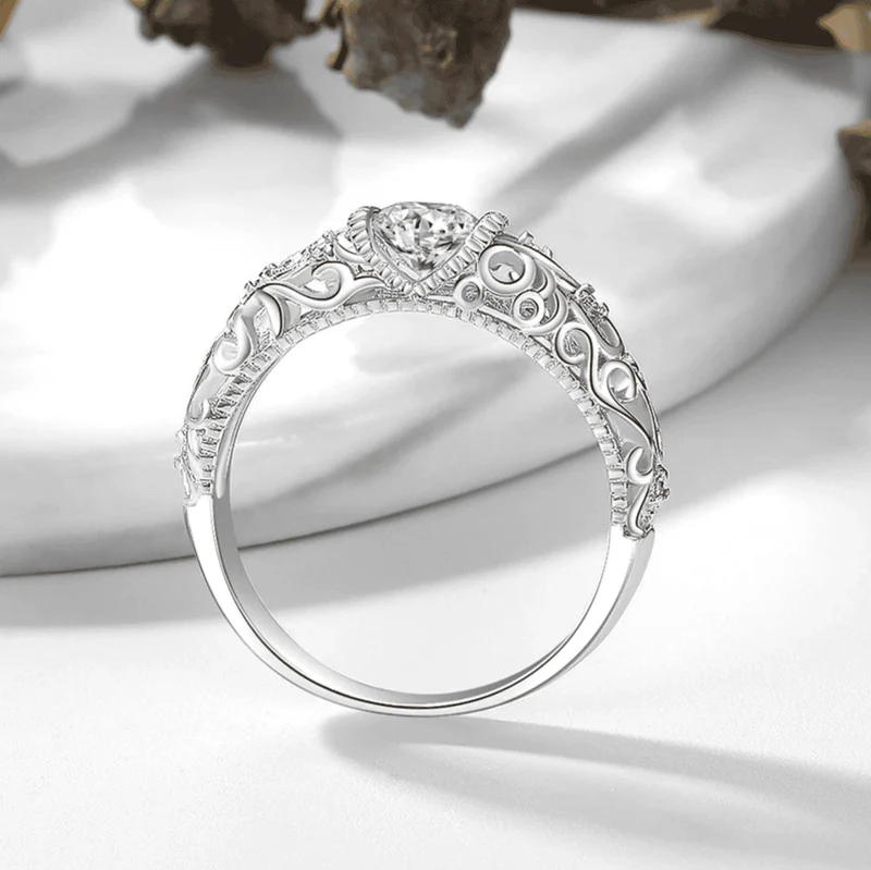 Bague Élégante en Zirconium Argenté