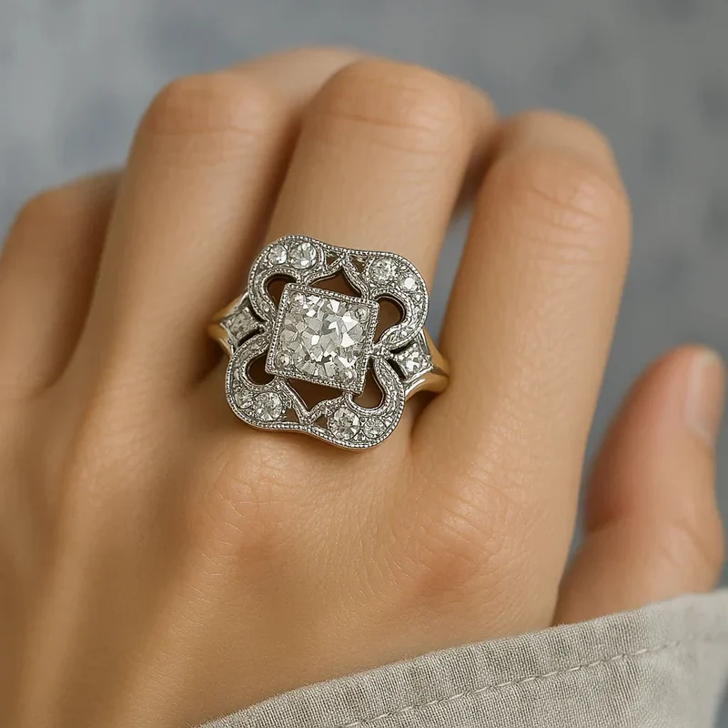 Bague en Or Vintage avec Zircon