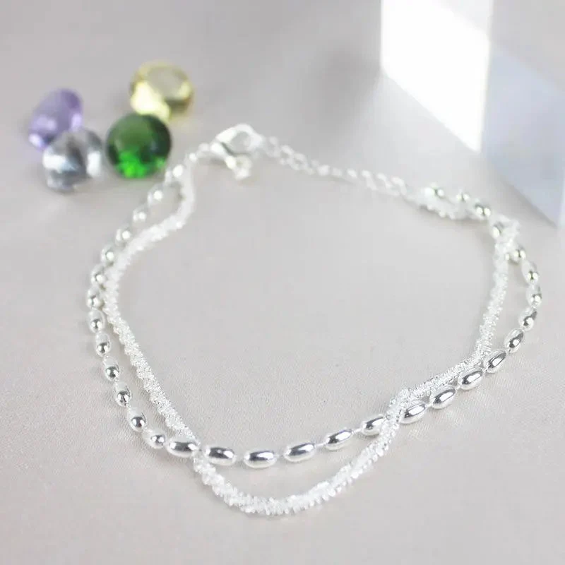 Ensemble de bracelets élégants en argent avec des pierres de zirconium