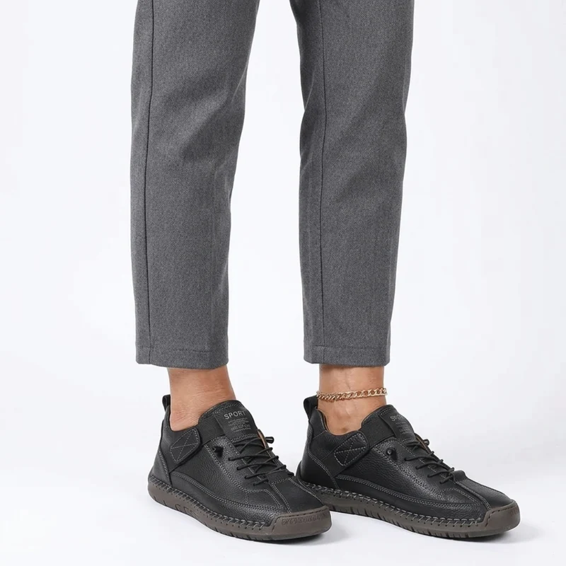 Tennis femme confort — lacets et surpiqûres — style décontracté