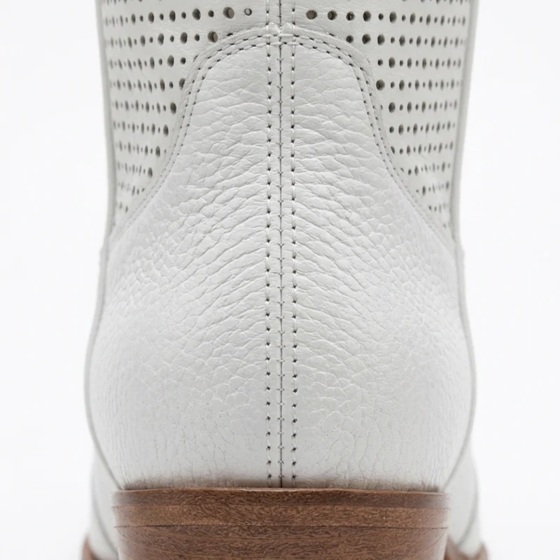 Bottines cowboy femme — en cuir — mi-mollet — usage quotidien