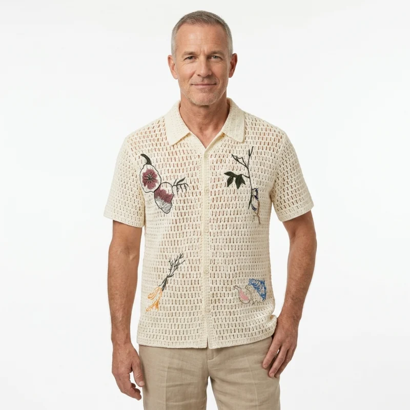 Polo crocheté homme — broderie botanique — style resort estival