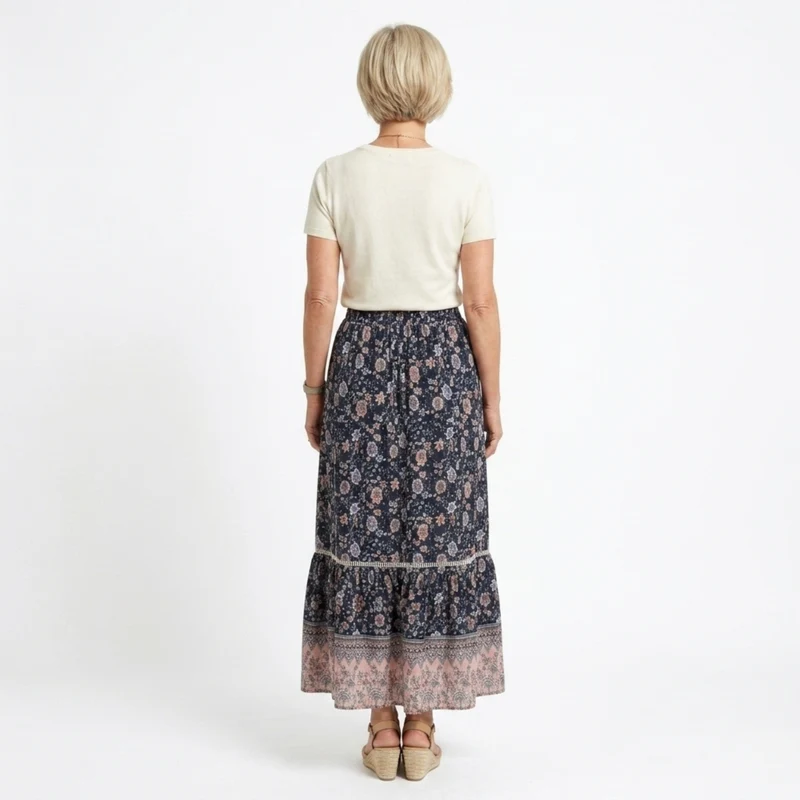 Jupe maxi longue fleurie — taille haute à lacets — tenue de plage