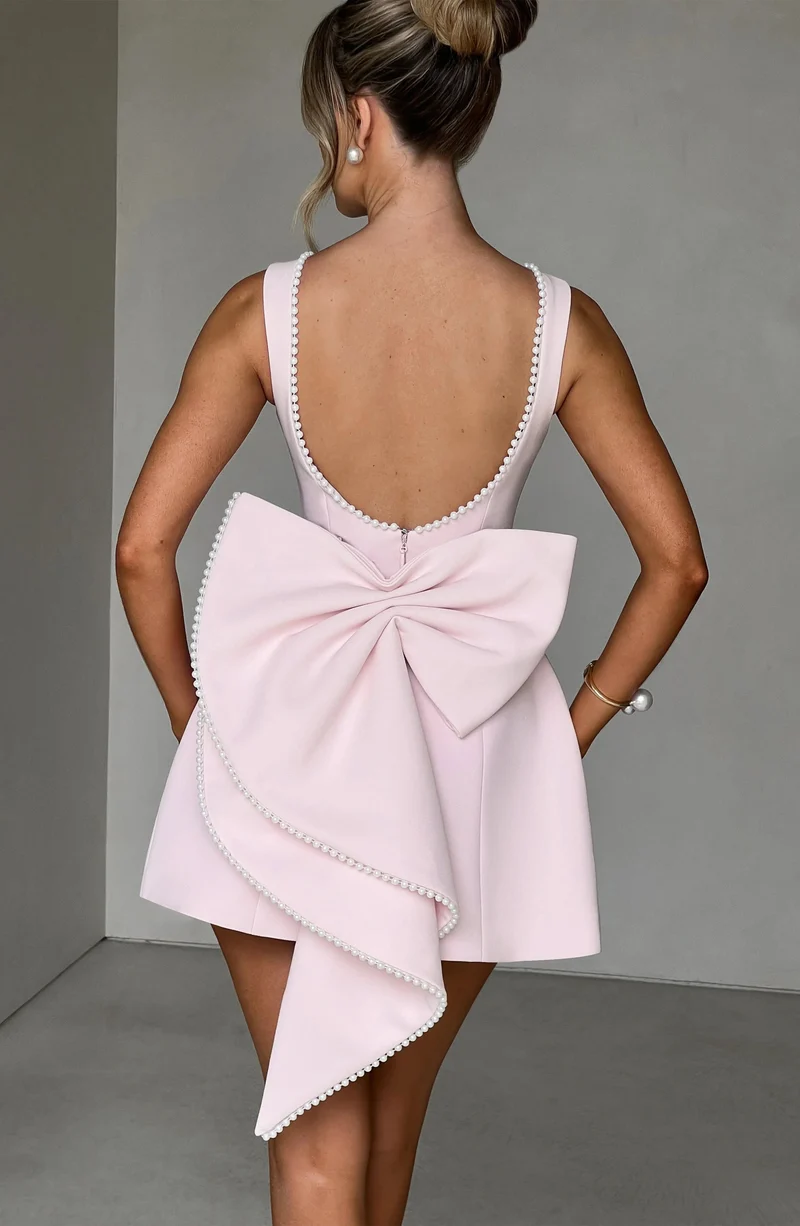Robe de cocktail pour femme à dos noué