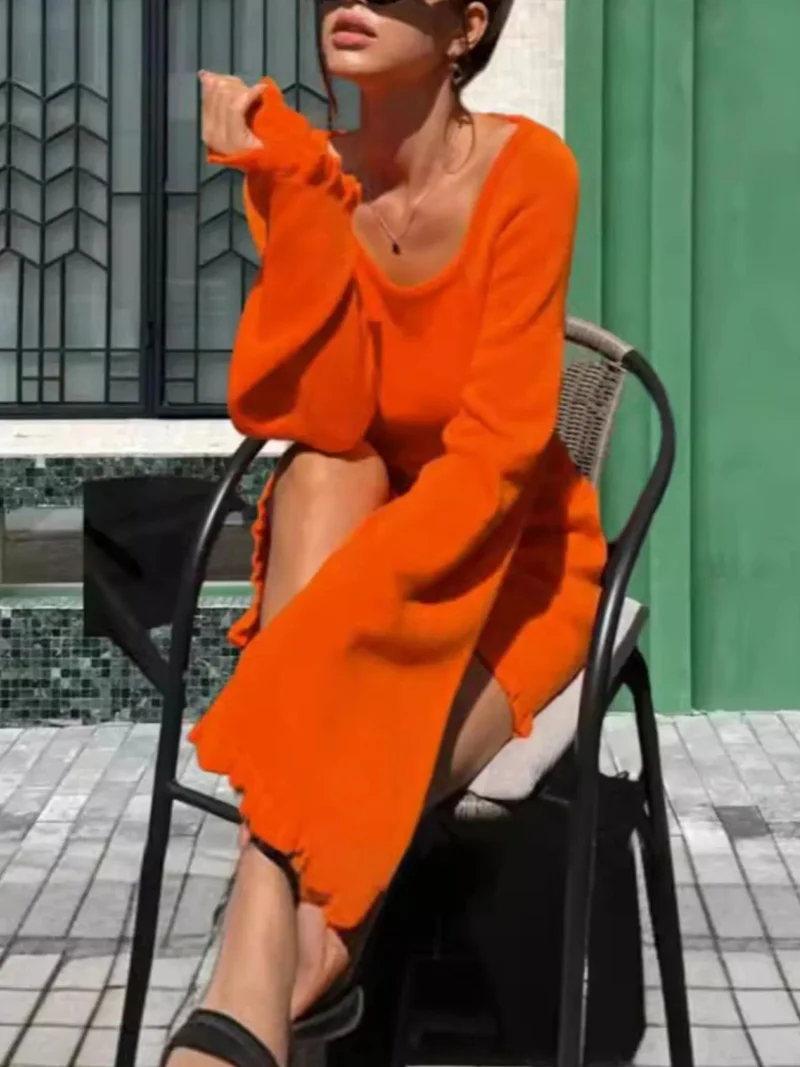 Robe pull en maille à manches longues et dos nu