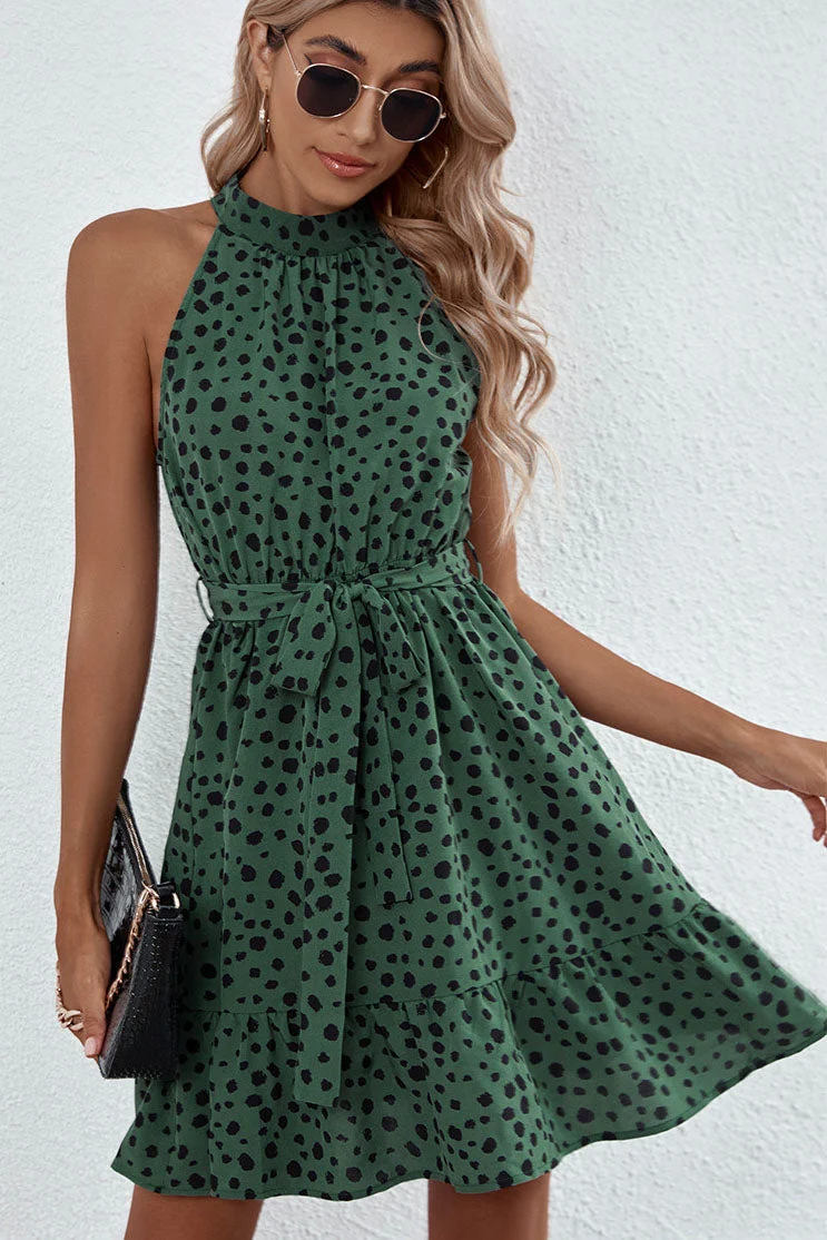 Robe courte fleurie à col roulé et licou