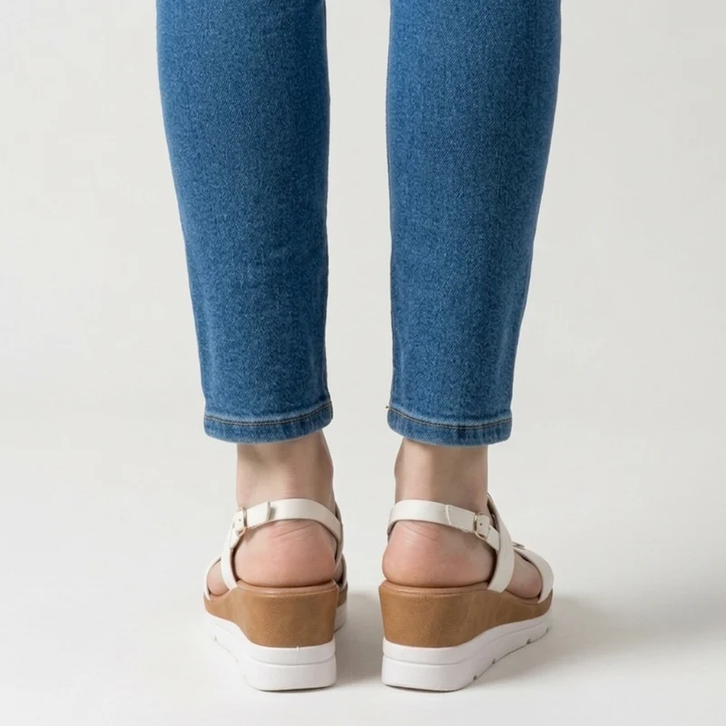 Sandale confortable à talon compensé élégant pour femmes