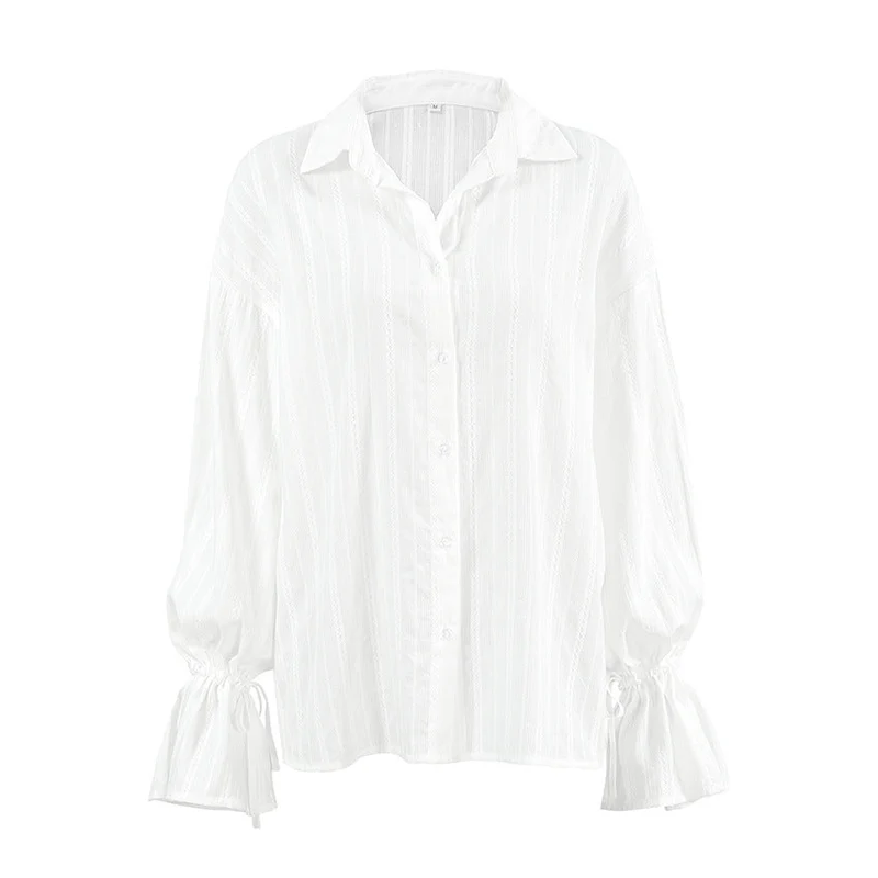Blouse rayée à poignets noués pour femmes