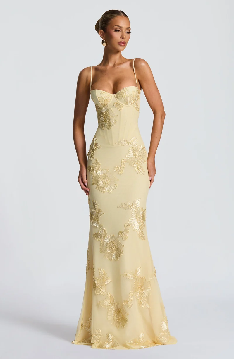 Robe longue à fines bretelles pour femme Élégante invitée mariage d'été