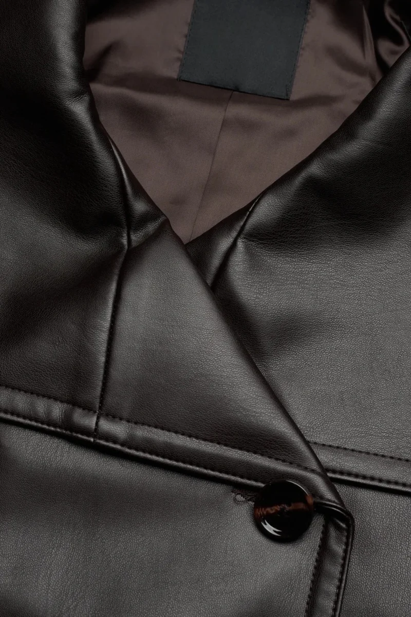 Veste coupe-vent légère et élégante