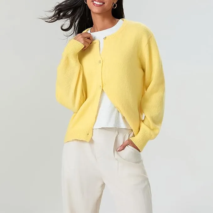 Cardigan en cachemire doux tricoté
