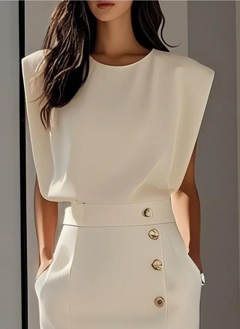Chloé | Robe Midi Ajustée Avec Boutons Dorés