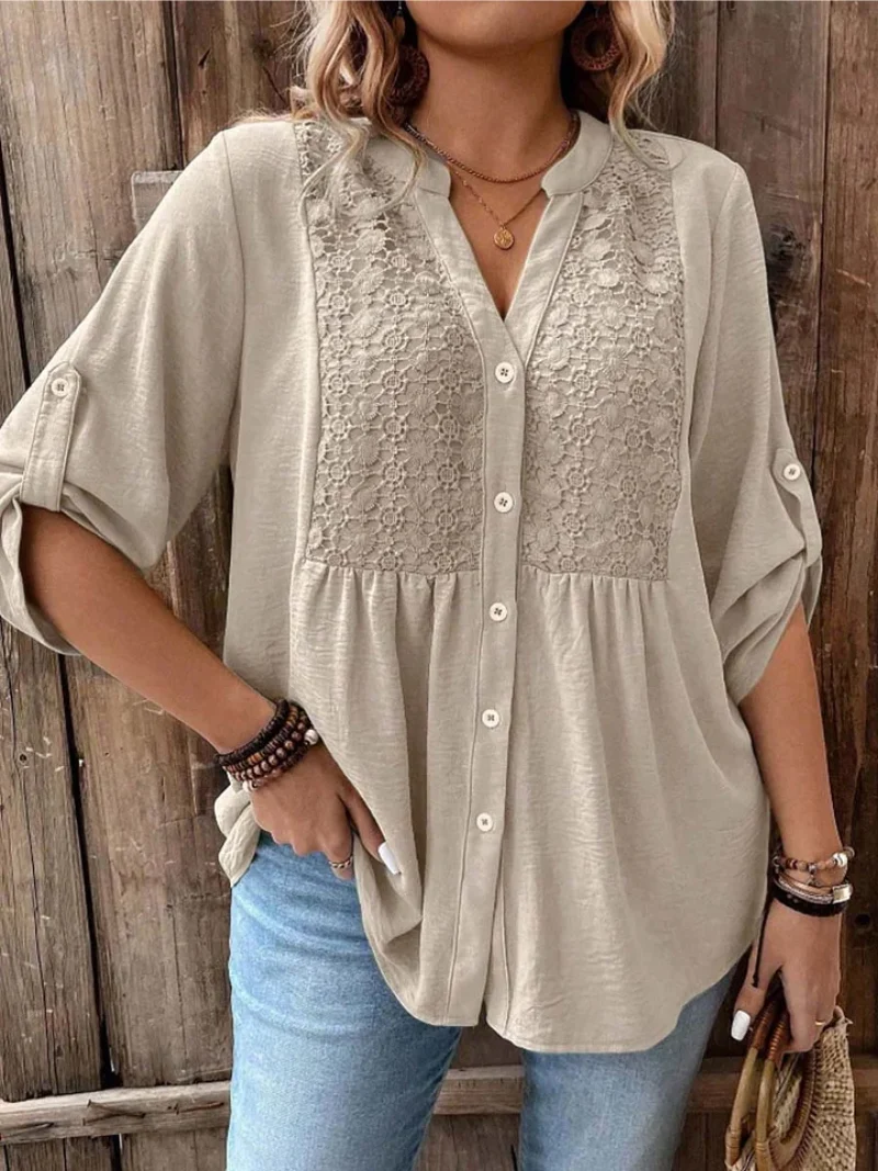 Noelle | Blouse avec col en V et boutons