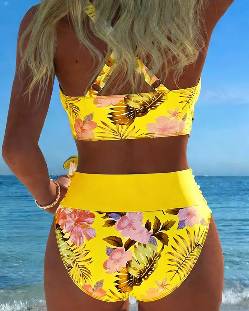 Bini | Bikini avec motif floral contrastant et fente