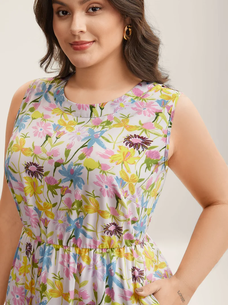 Floral Print Round Neck Tiered Maxi Dress