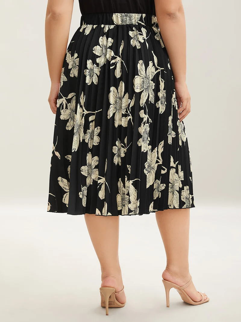 Large Flower Print Pleated Maxi Dress