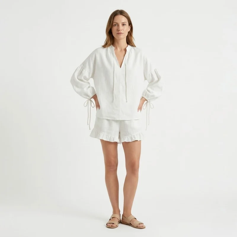 Ensemble Deux Pièces Femme avec Blouse à Manches Longues et Short à Volants