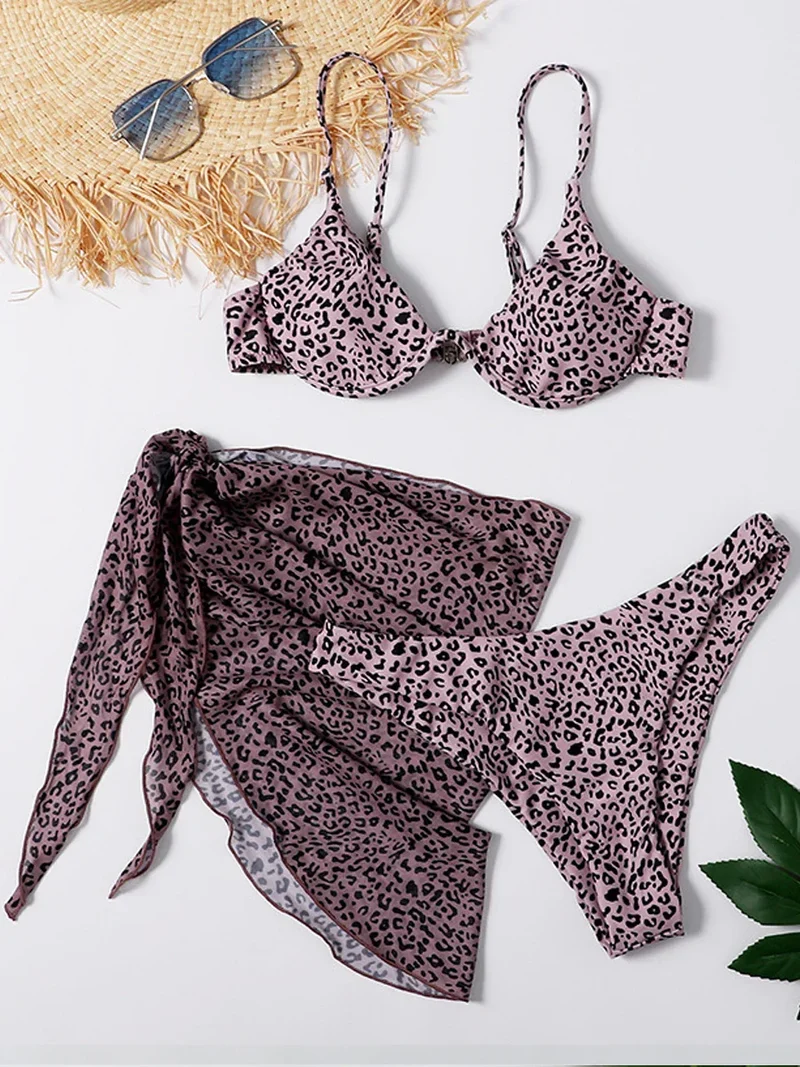 Beautifully Finished Bikini in a Timeless Design