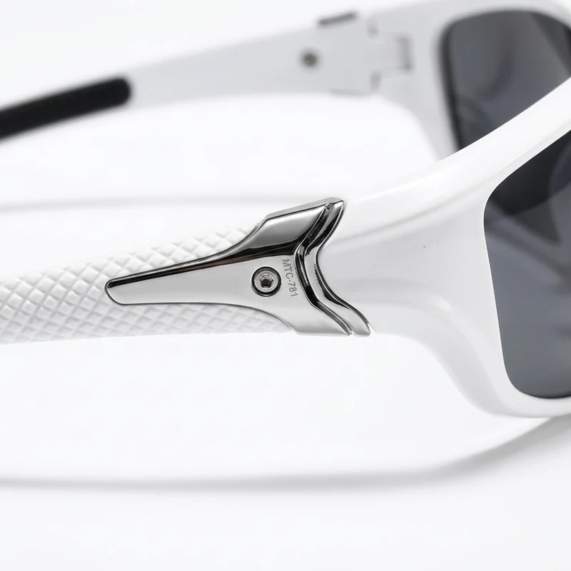Lunettes de soleil sport polarisées — monture enveloppante — cyclisme et course