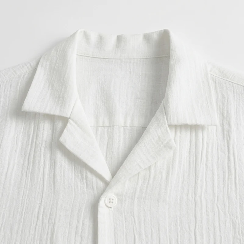 Ensemble en lin homme — chemise manches courtes et short — été et plage