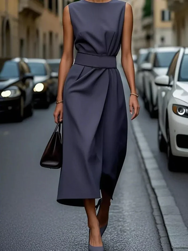 Robe Midi Élégante Sans Manches pour Femmes